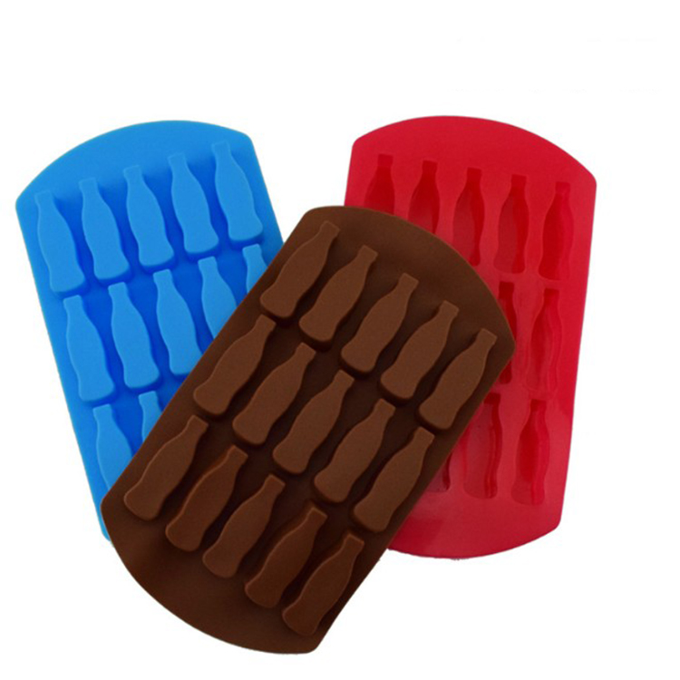 15 Cavity Coke Bottle Silicone Ice Tray (2)