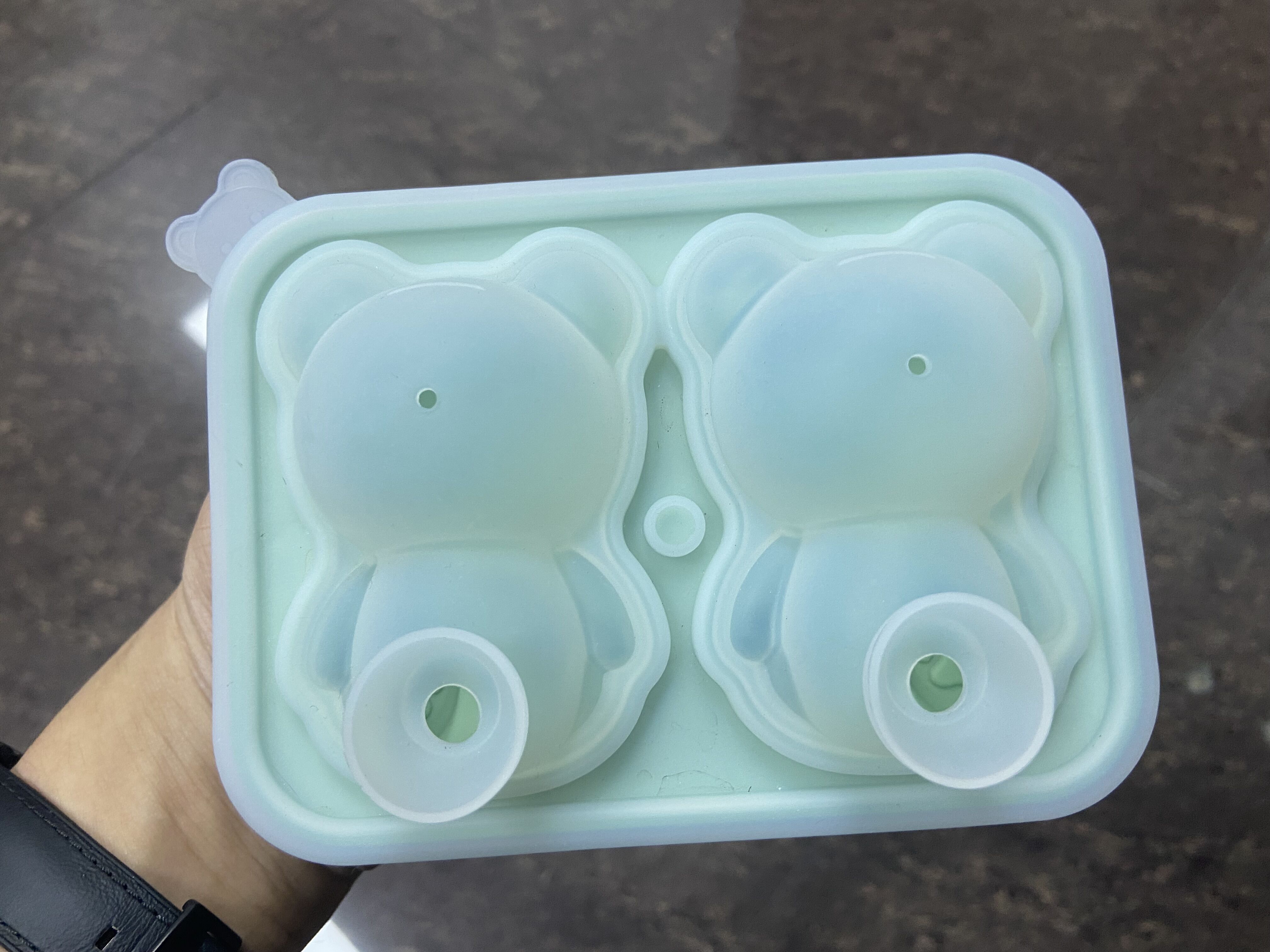 2 CAVITY BEAR ICE TRAY 002